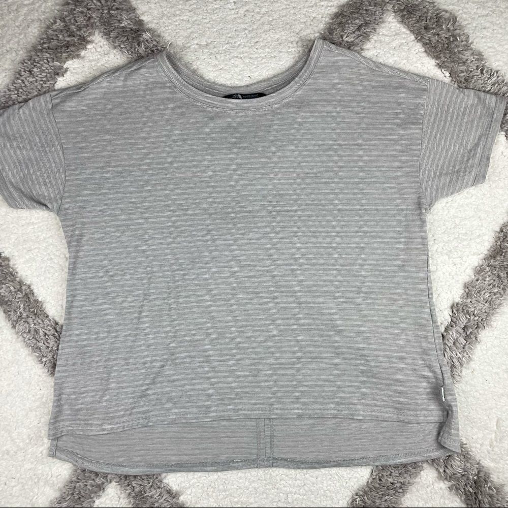 Women’s North Face Short Sleeve